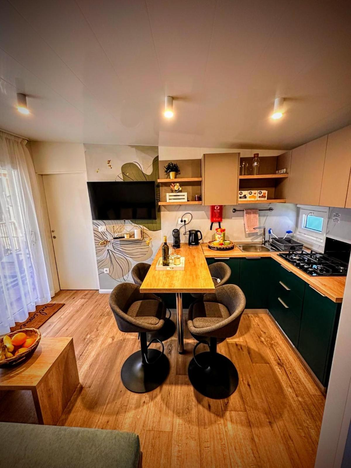 Mobile Home Tasha Biograd Na Moru Exterior foto