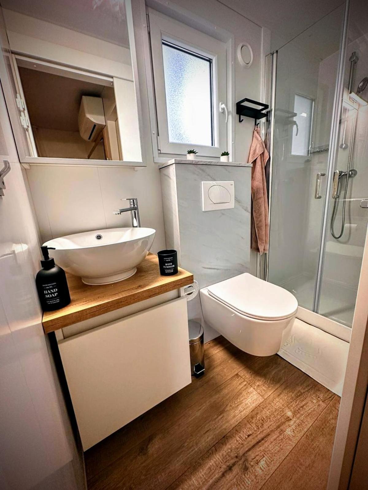 Mobile Home Tasha Biograd Na Moru Exterior foto